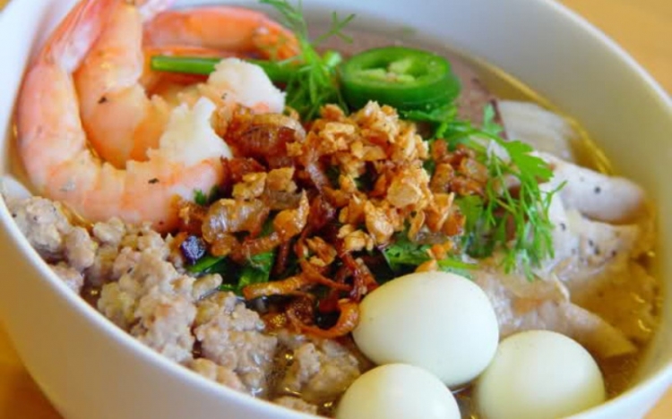 HỦ TÍU NAM VANG
