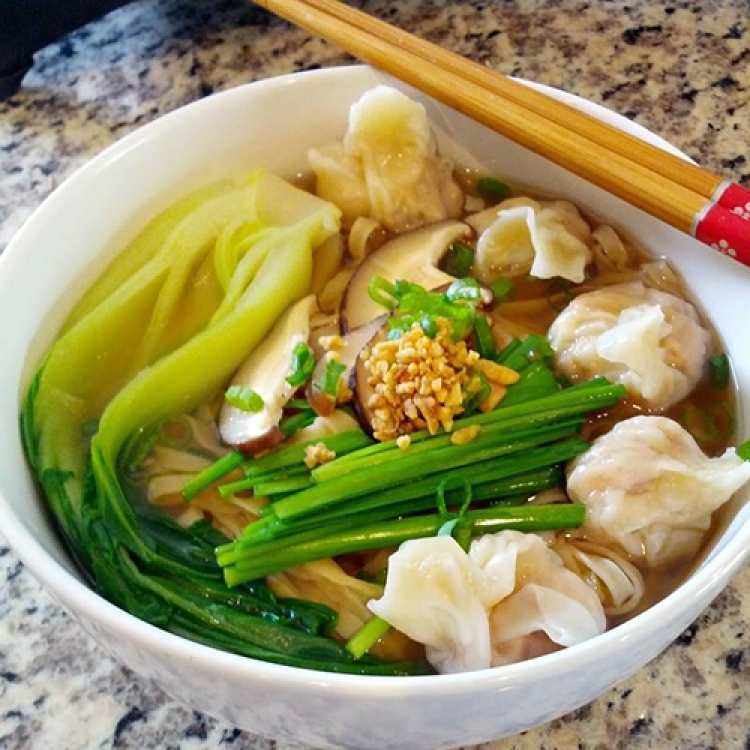 Hủ tíu Mì Hoành Thánh Chay