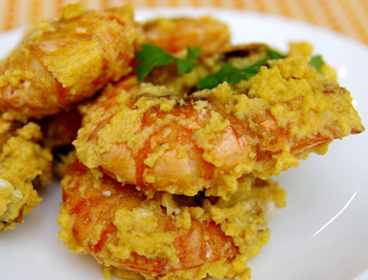 TÔM HOÀNG KIM SỐT TRỨNG MUỐI