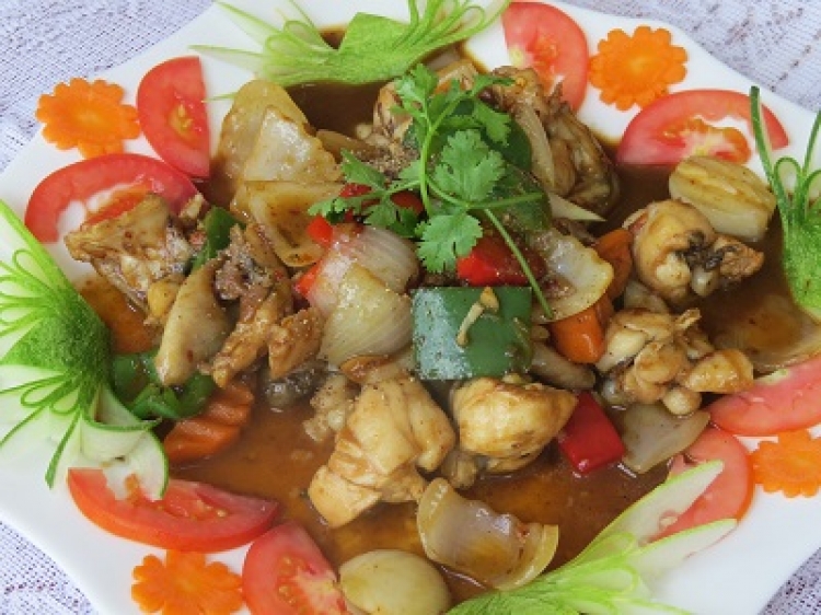 Ếch xào chua ngọt