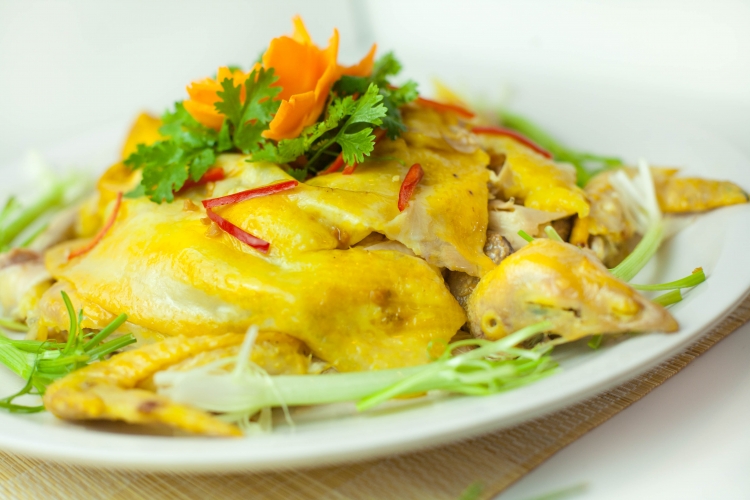 GÀ HẤP MUỐI (1/2 CON)